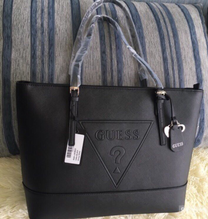 Новая сумка Guess