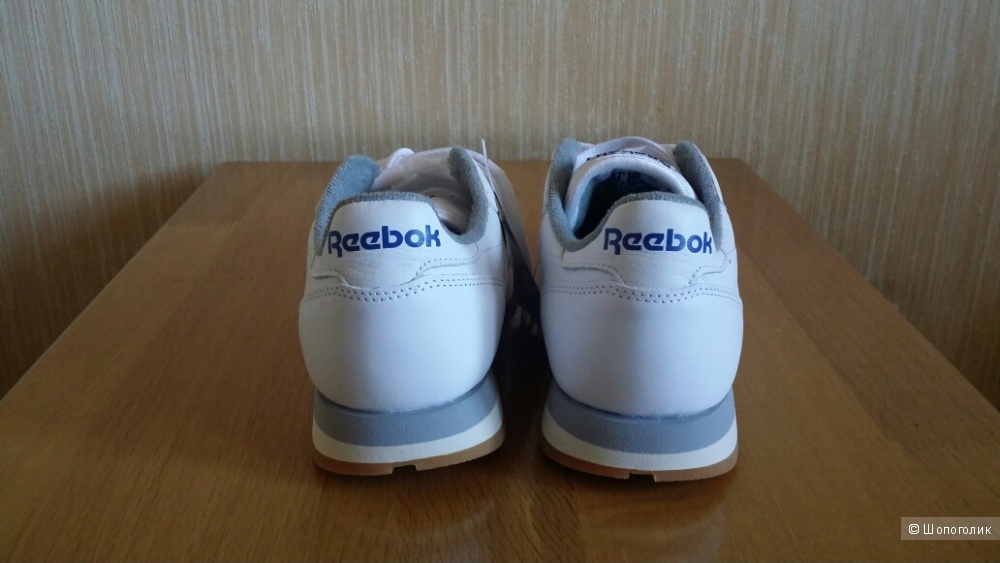 Кроссовки Reebok размер 6,5UK новые