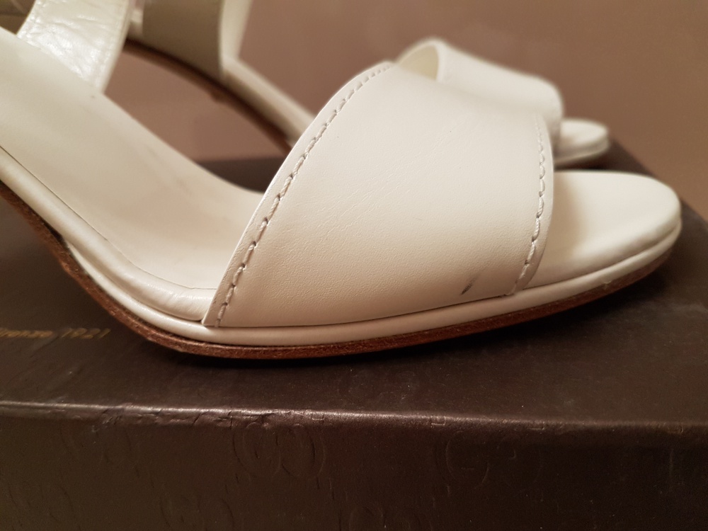 Белые босоножки Gucci, кожа, размер 40-40,5