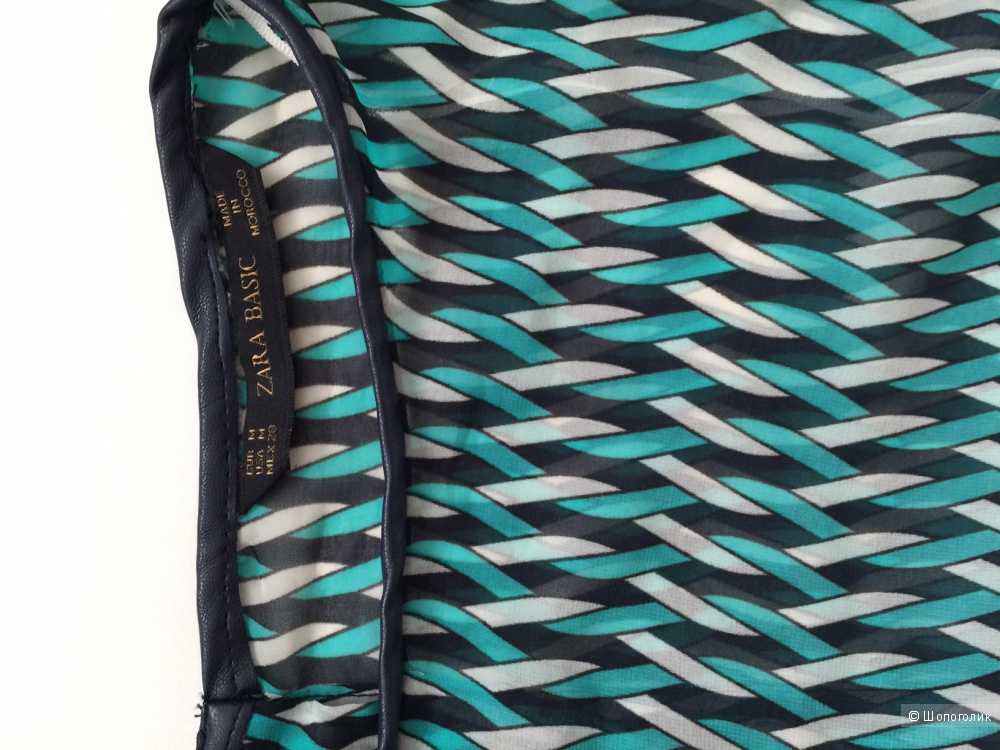 Шикарный блузон от марки ZARA BASIC  размер  S