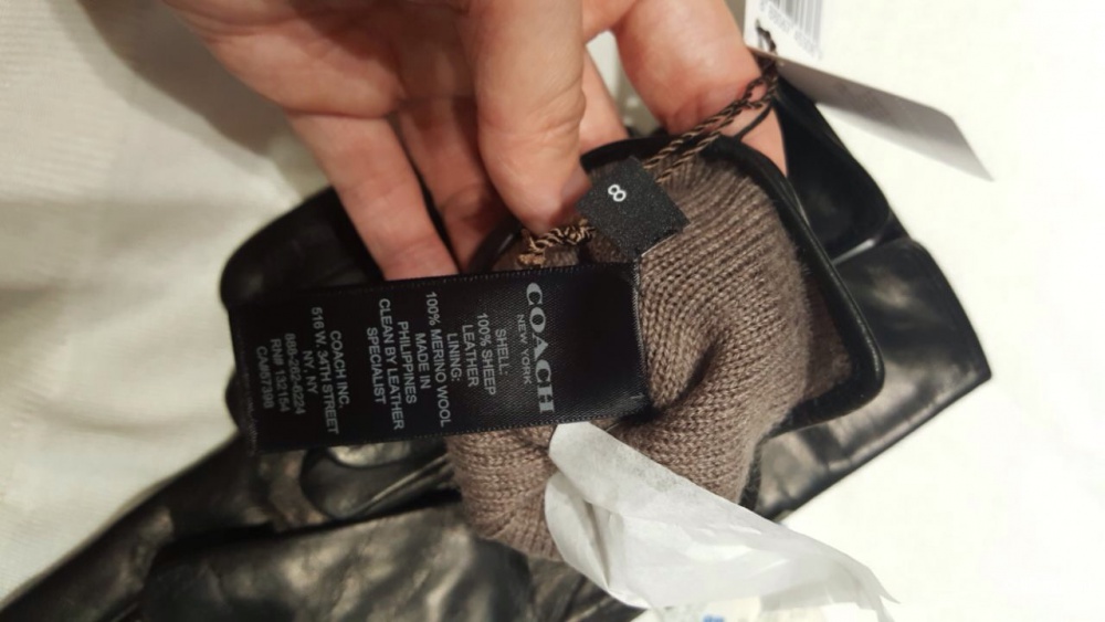 Кожаные перчатки от COACH . Новые.Оригинал р.8
