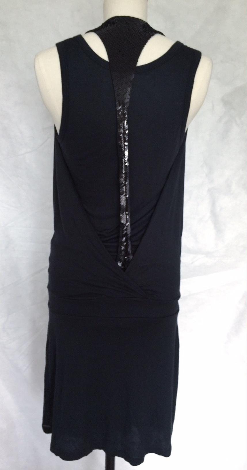 Платье МЕЧТЫ! черное с отделкой из пайеток марки OUI SET рамзер 42-44