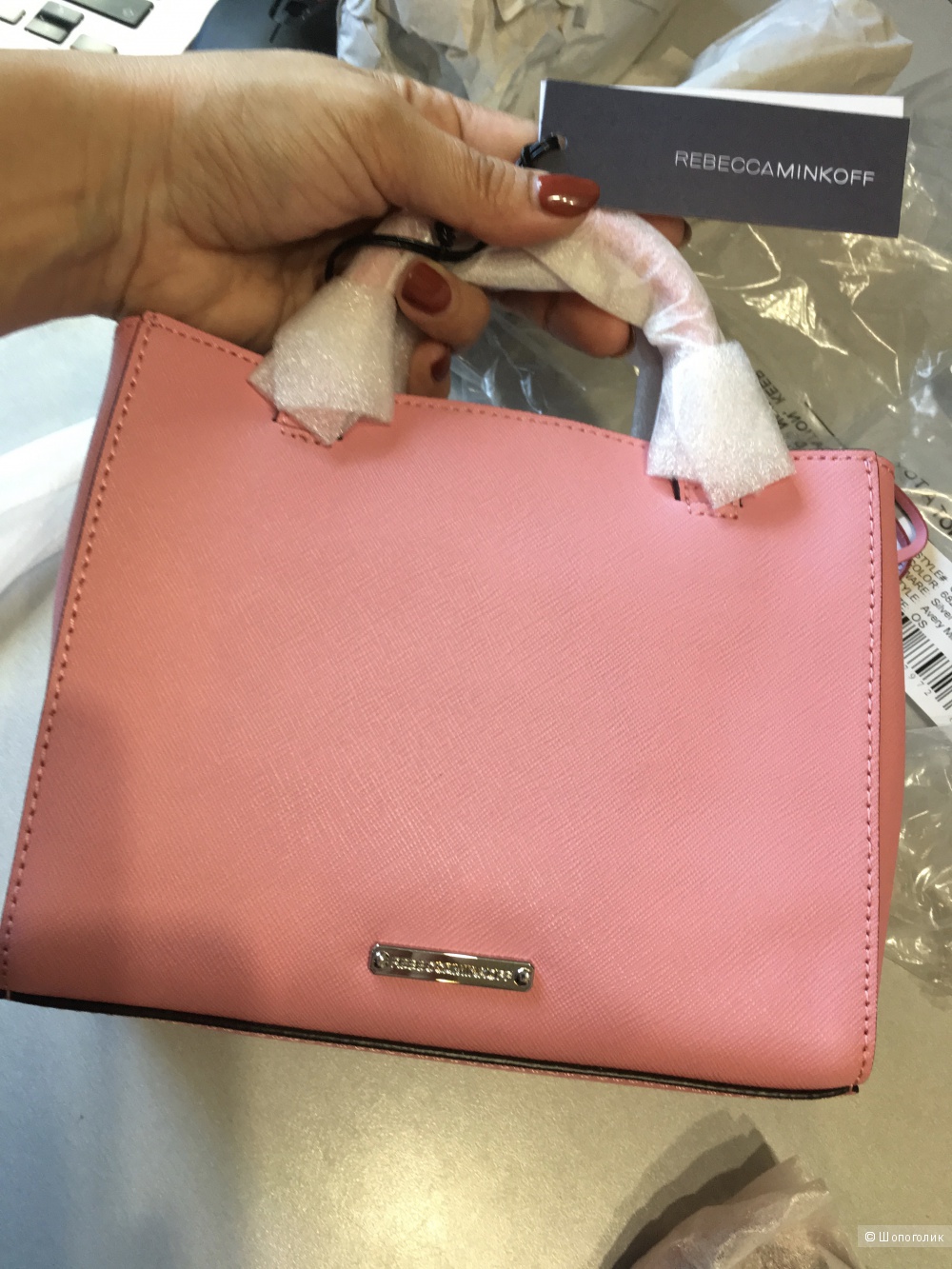 Сумка кроссбоди Rebecca Minkoff Avery Mini. Цвет Guava (нежно-розовый)