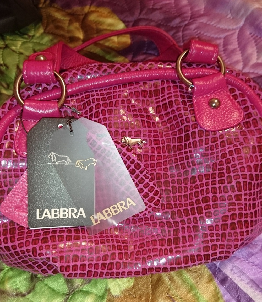 Женская сумка из натуральной кожи LABBRA