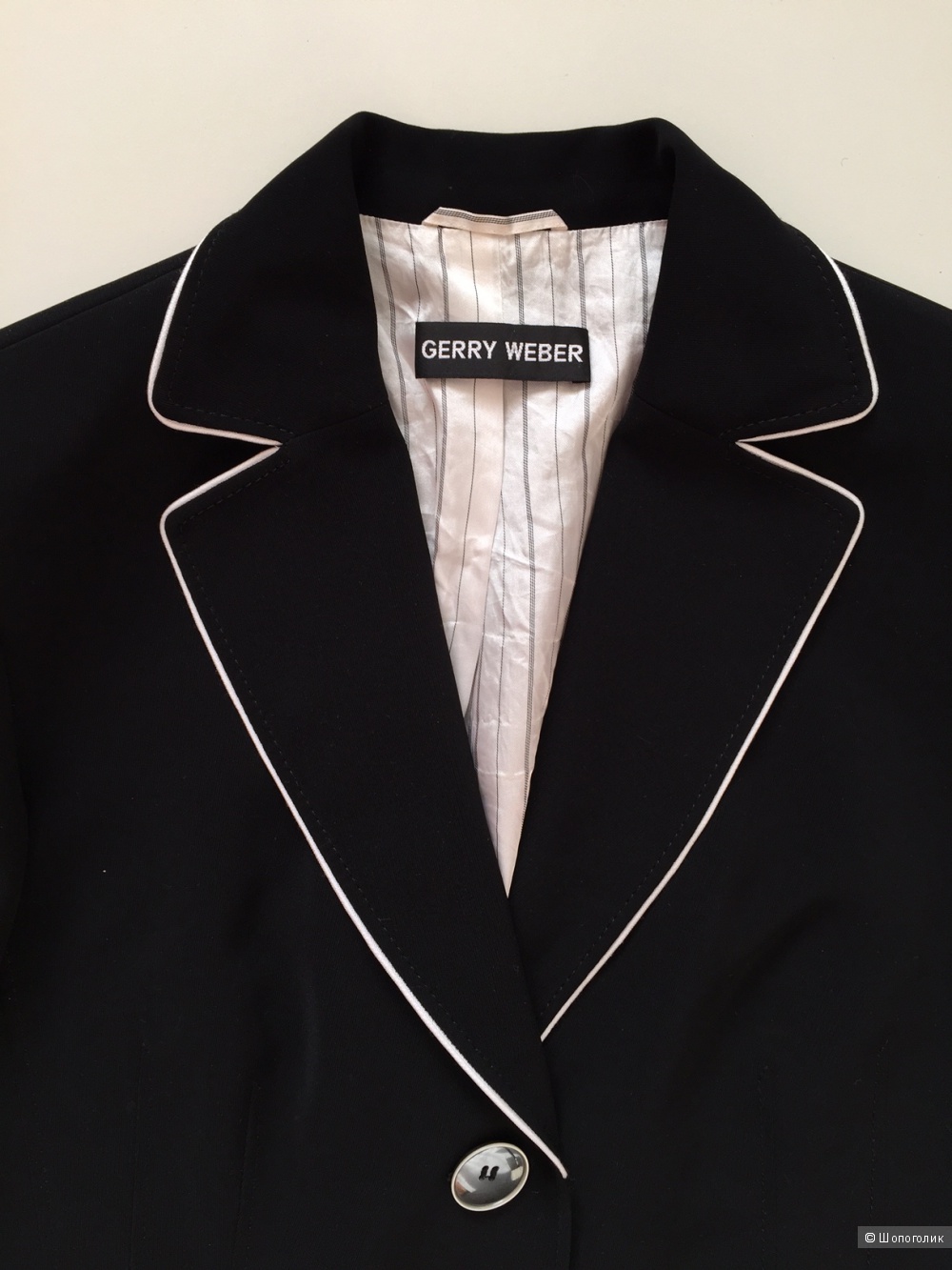 Жакет черного  цвета с отделкой, марки Gerry Weber размер 50-52