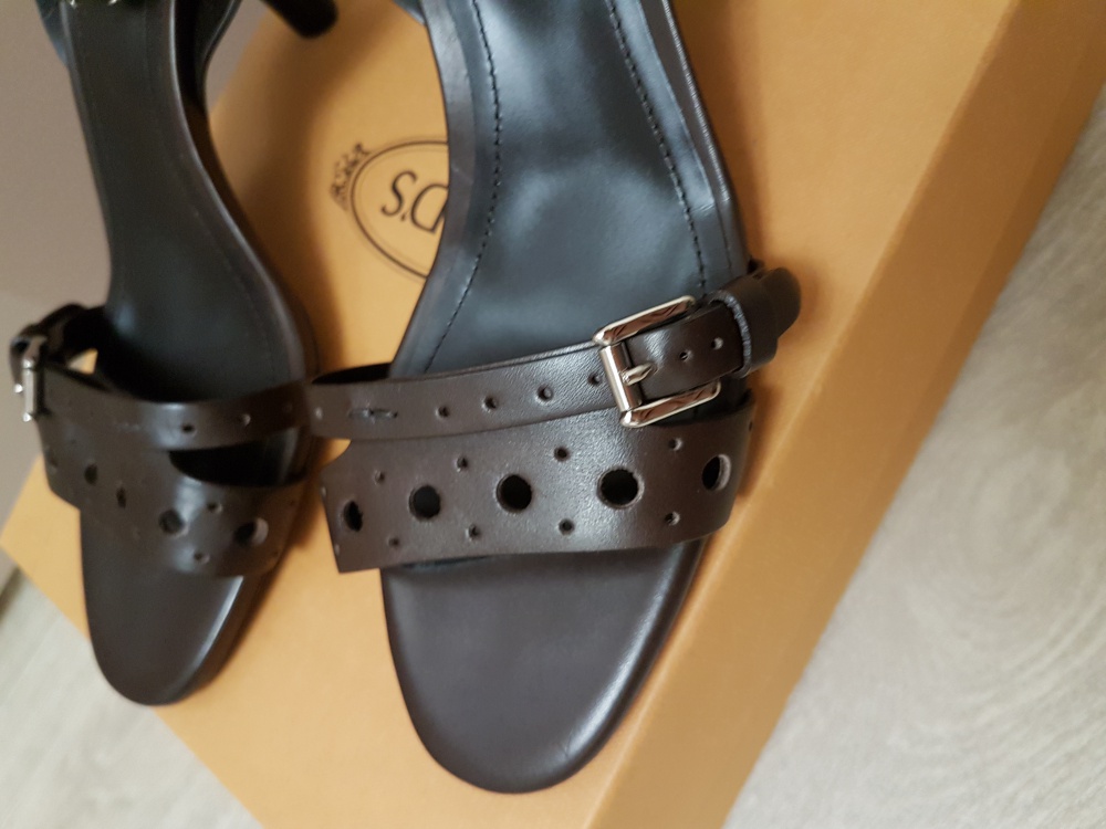 Босоножки Tod's, размер 38.5