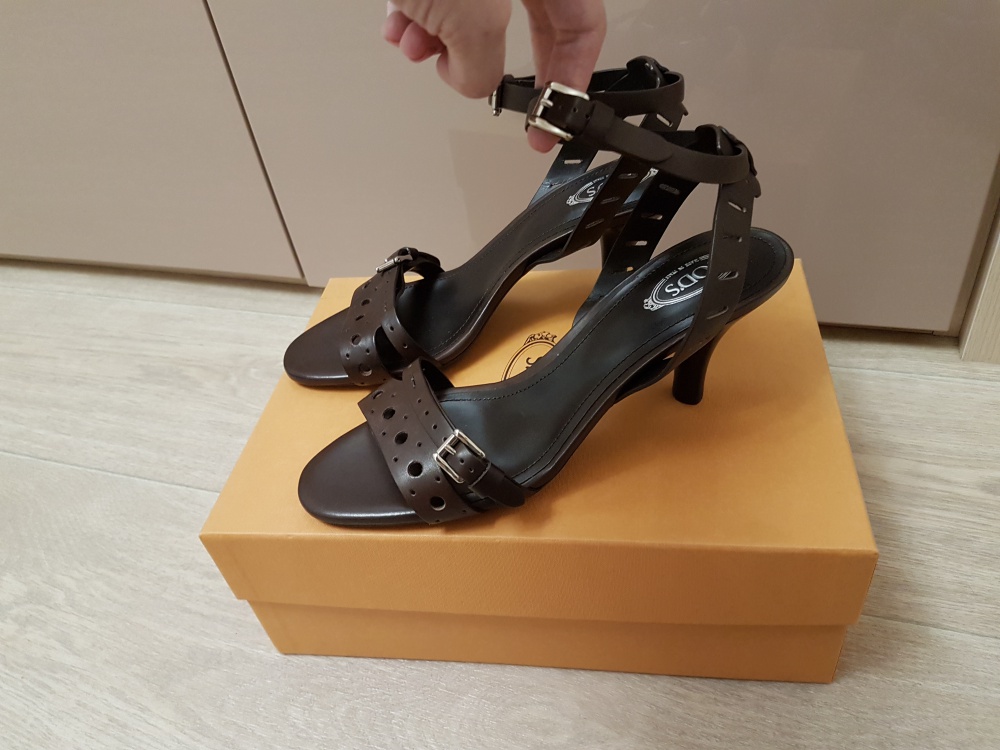 Босоножки Tod's, размер 38.5