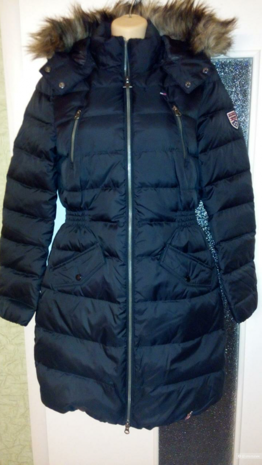 Пуховик Tommy Hilfiger, размер xs-s