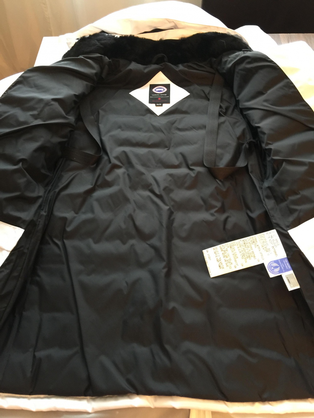 Пуховик Canada Goose элитная серия Branta размер xs на российский s-m