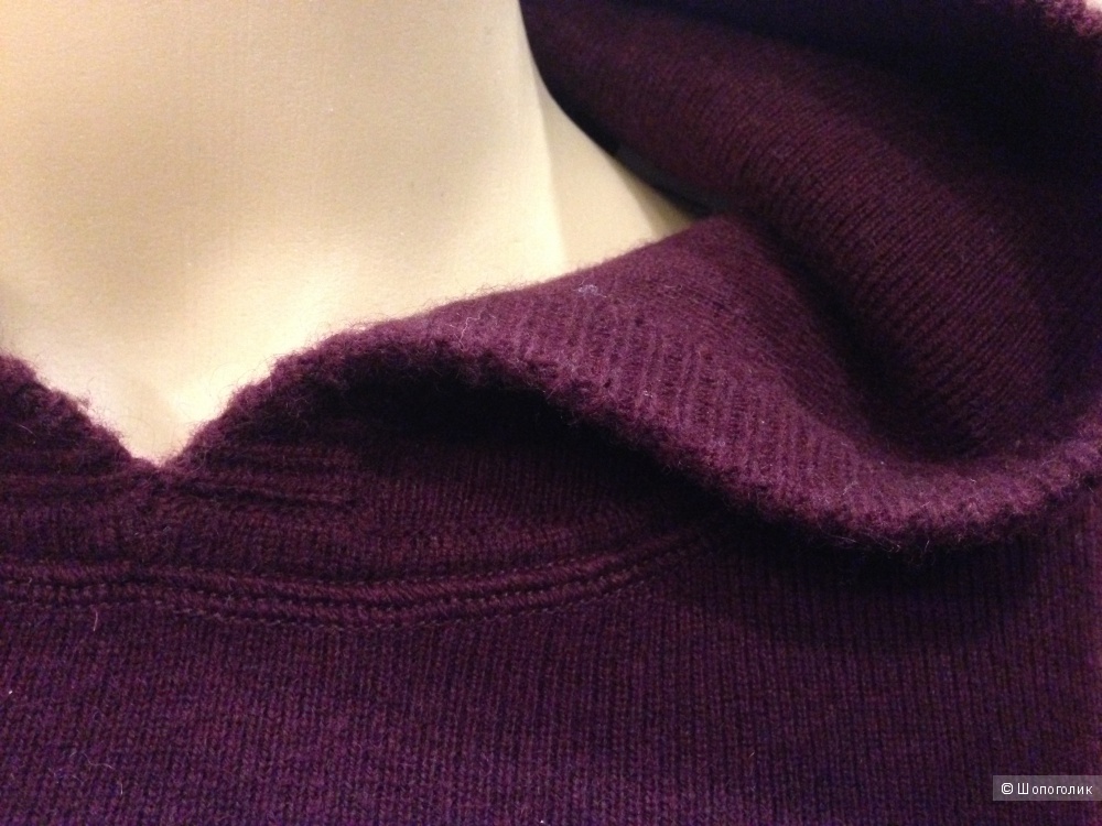 Burberry красивый свитер из кашемира. Новый.Оригинал.р.46-M