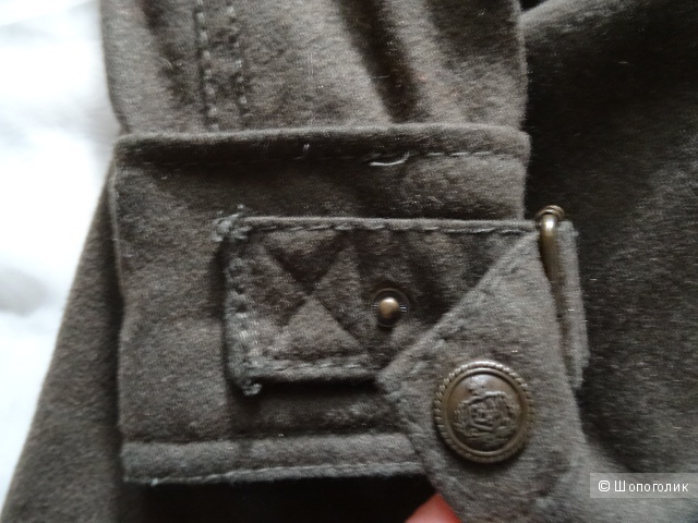 Двубортное пальто в стиле милитари "Bershka", размер 42-44, б/у