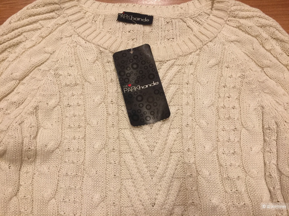 Новый женский свитер размер с 42-44