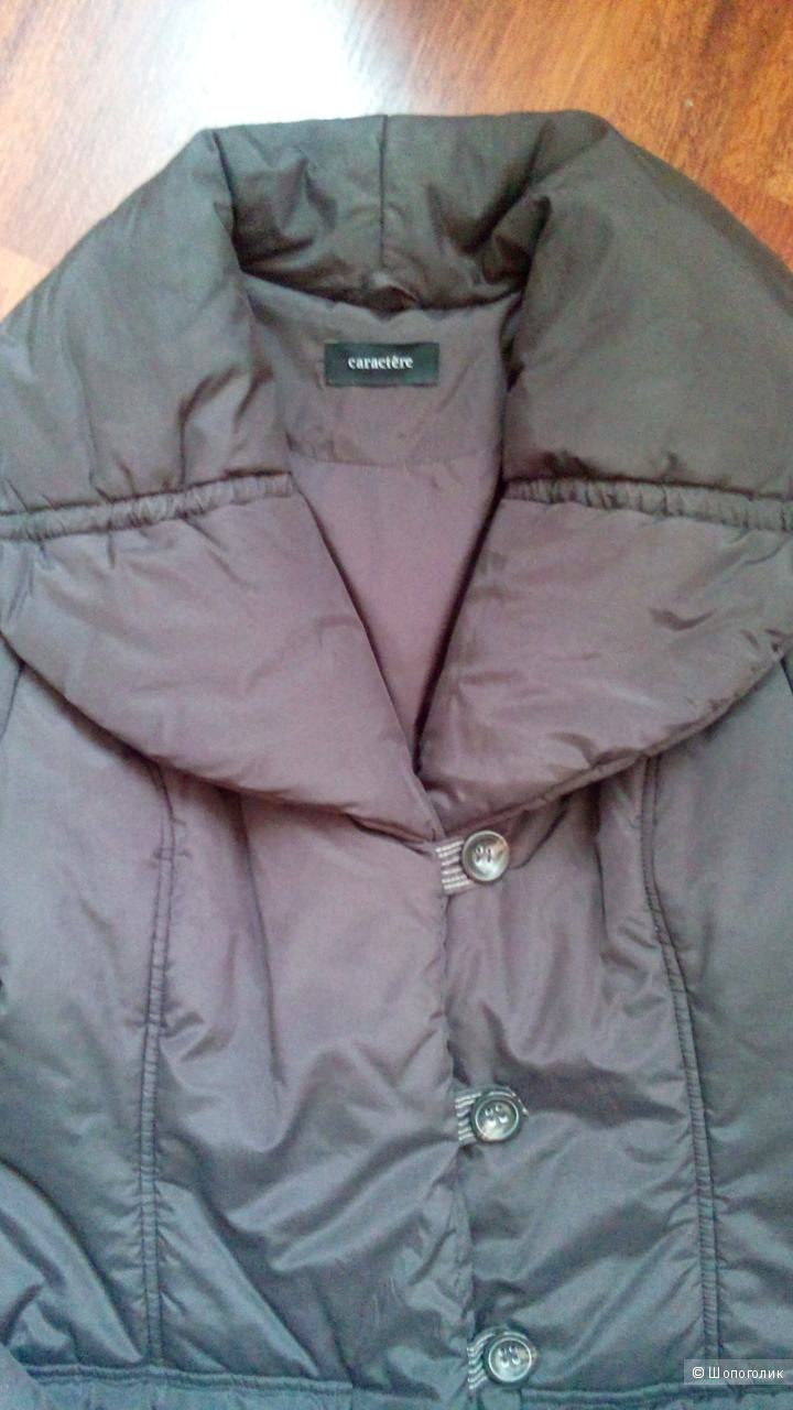 Женская куртка Caractere Италия размер 48