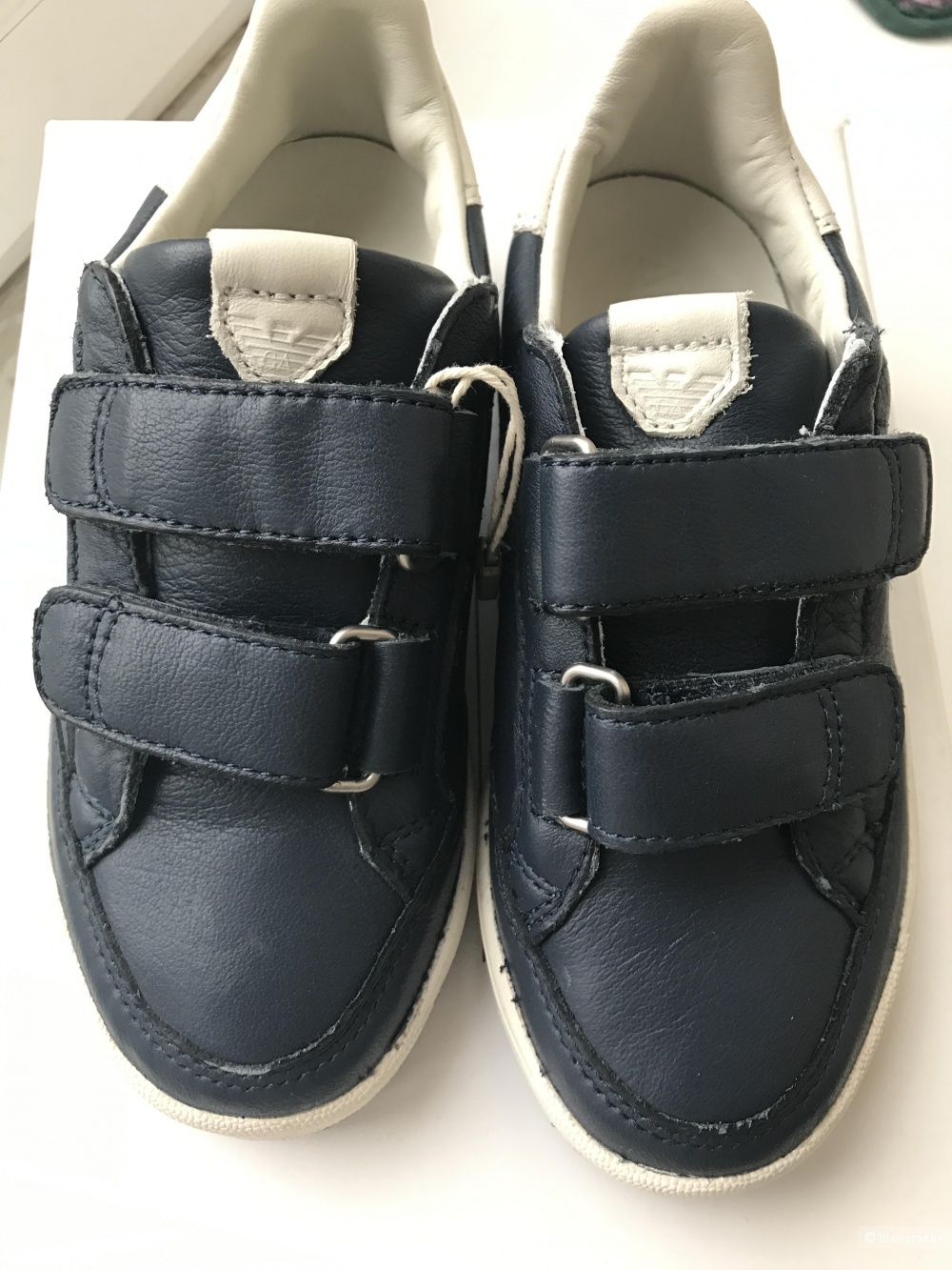 Кроссовки Armani juniors 29 размер