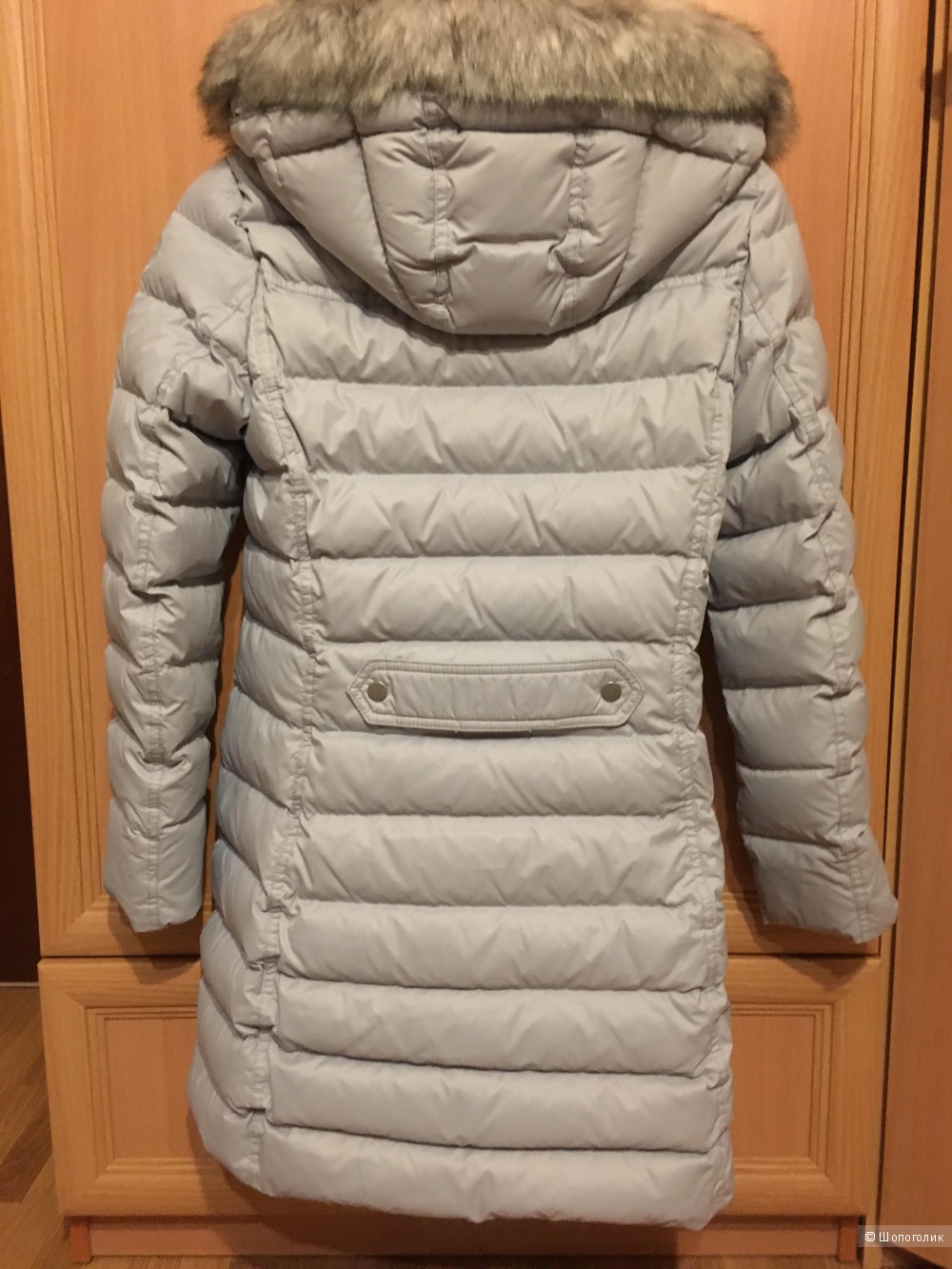 Серый пуховик Tommy Hilfiger размер XS