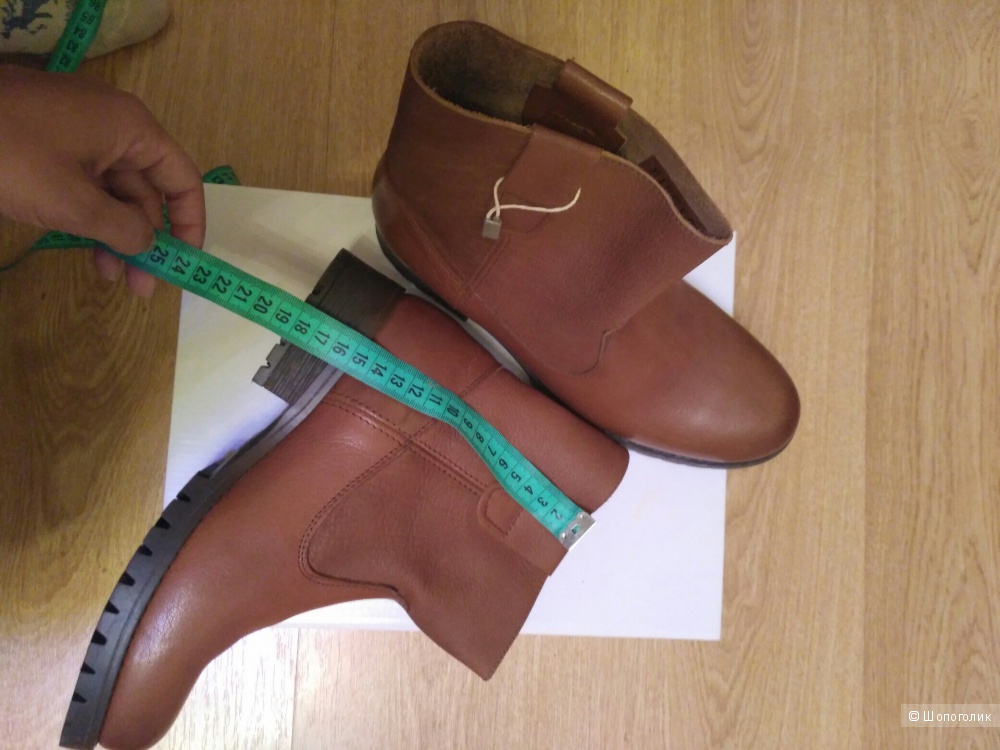 Новые кожаные полусапоги или высокие ботинки PIECES 38 размера