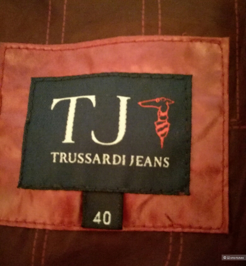 Trussardi Jeans пуховик 40 размер