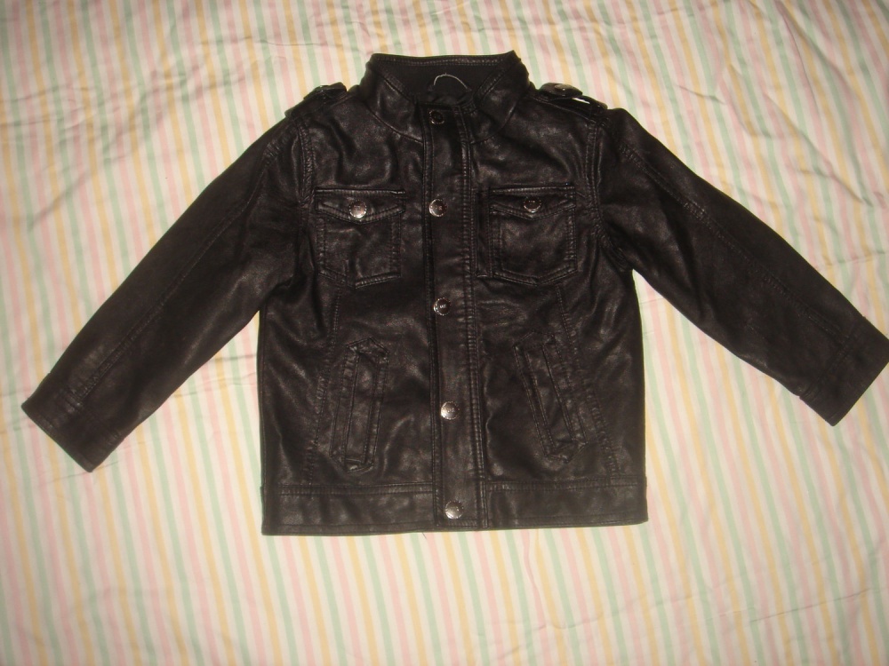 Кожаная куртка от "Urban Republic" размер 4Т