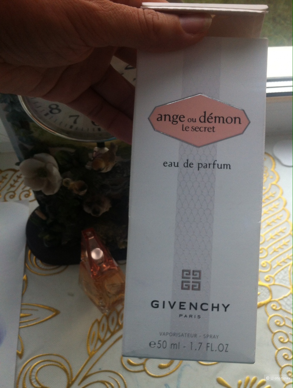 Парфюмерная вода  Givenchy Ange ou Demon le Secret