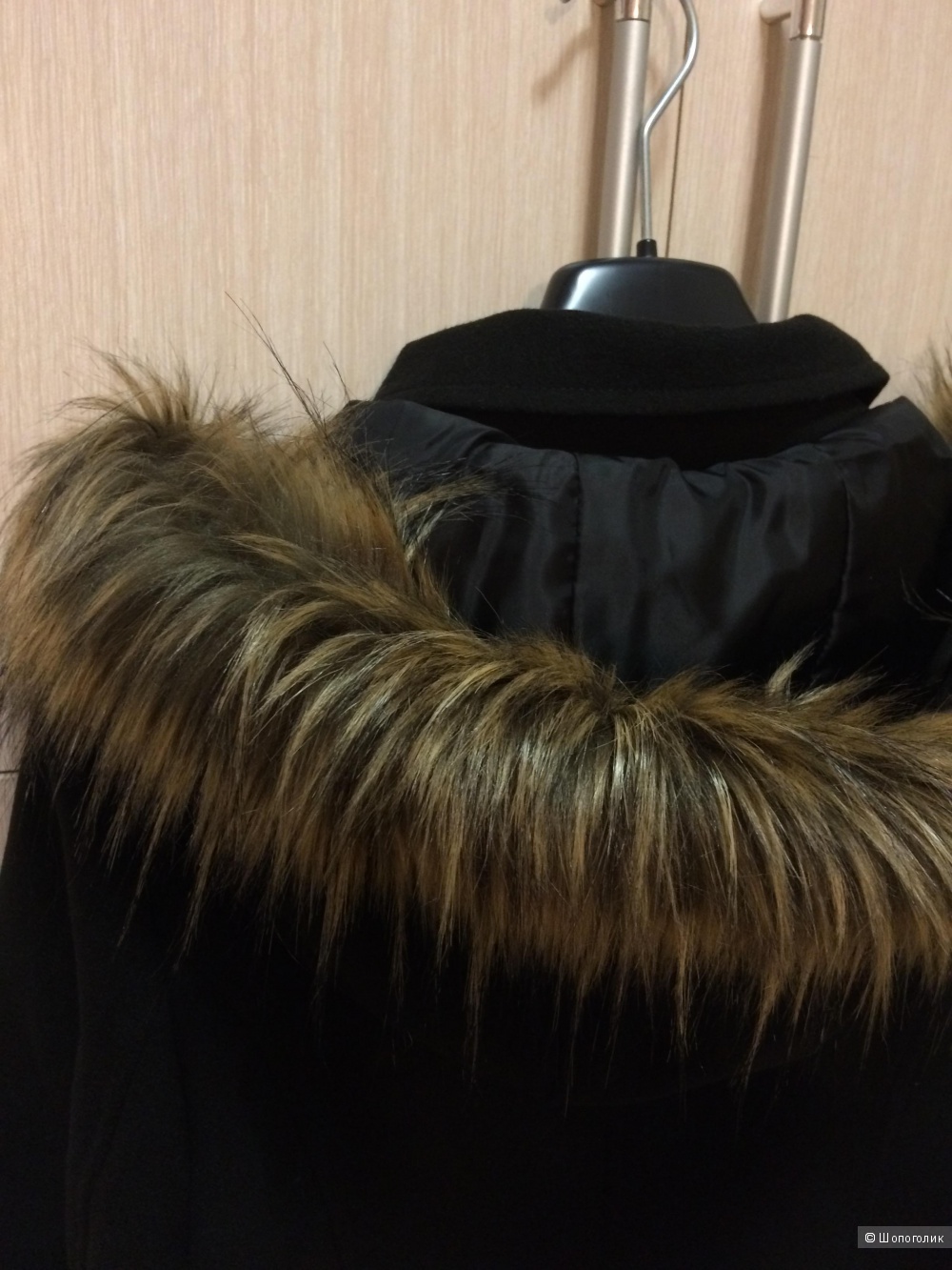 Пальто с капюшоном черное 48-50 размер