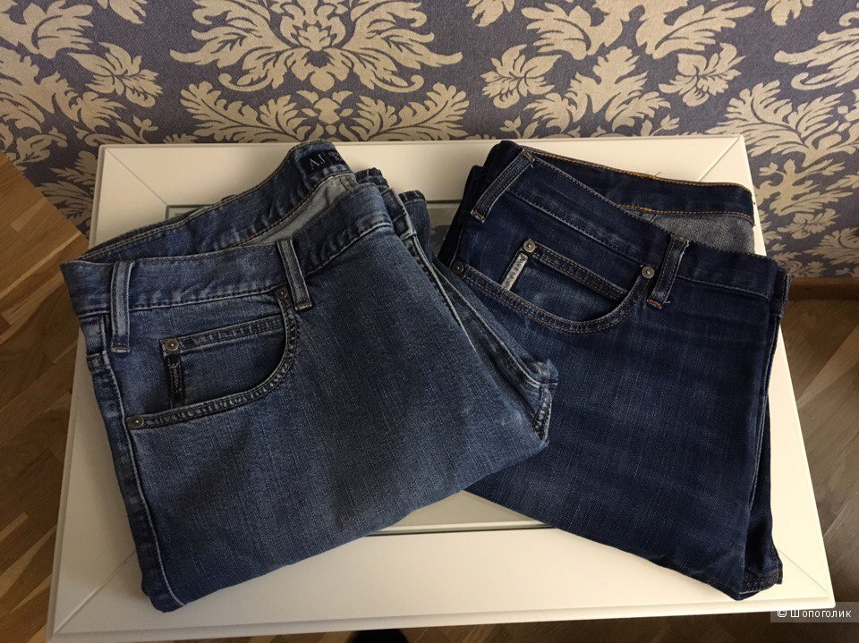 Джинсы голубые Armani Jeans р 36