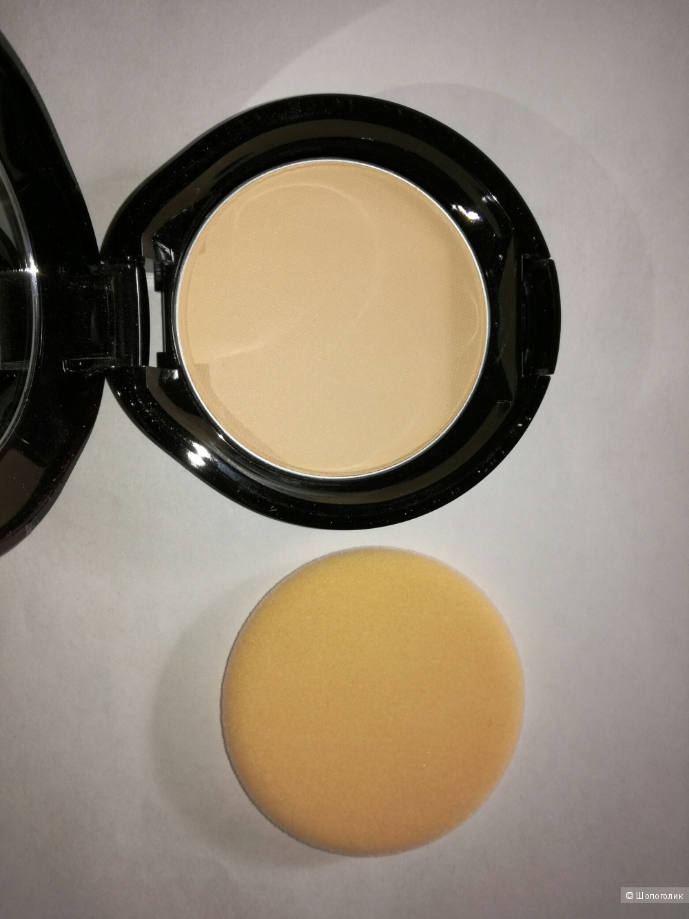 Shiseido the makeup Pressed Powder тон 2