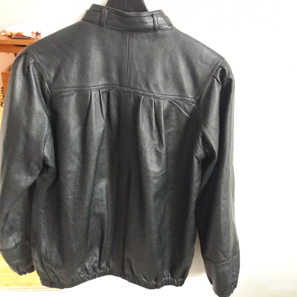 Новая кожаная куртка 46-48 размера