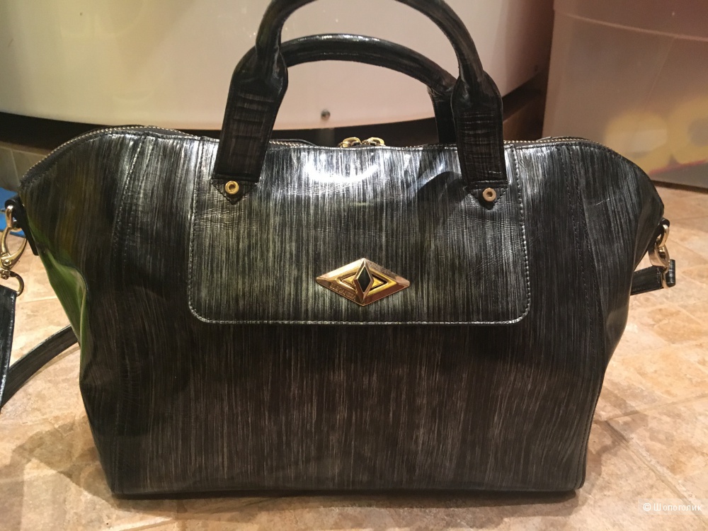 Вместительная кожаная сумка Eleganzza