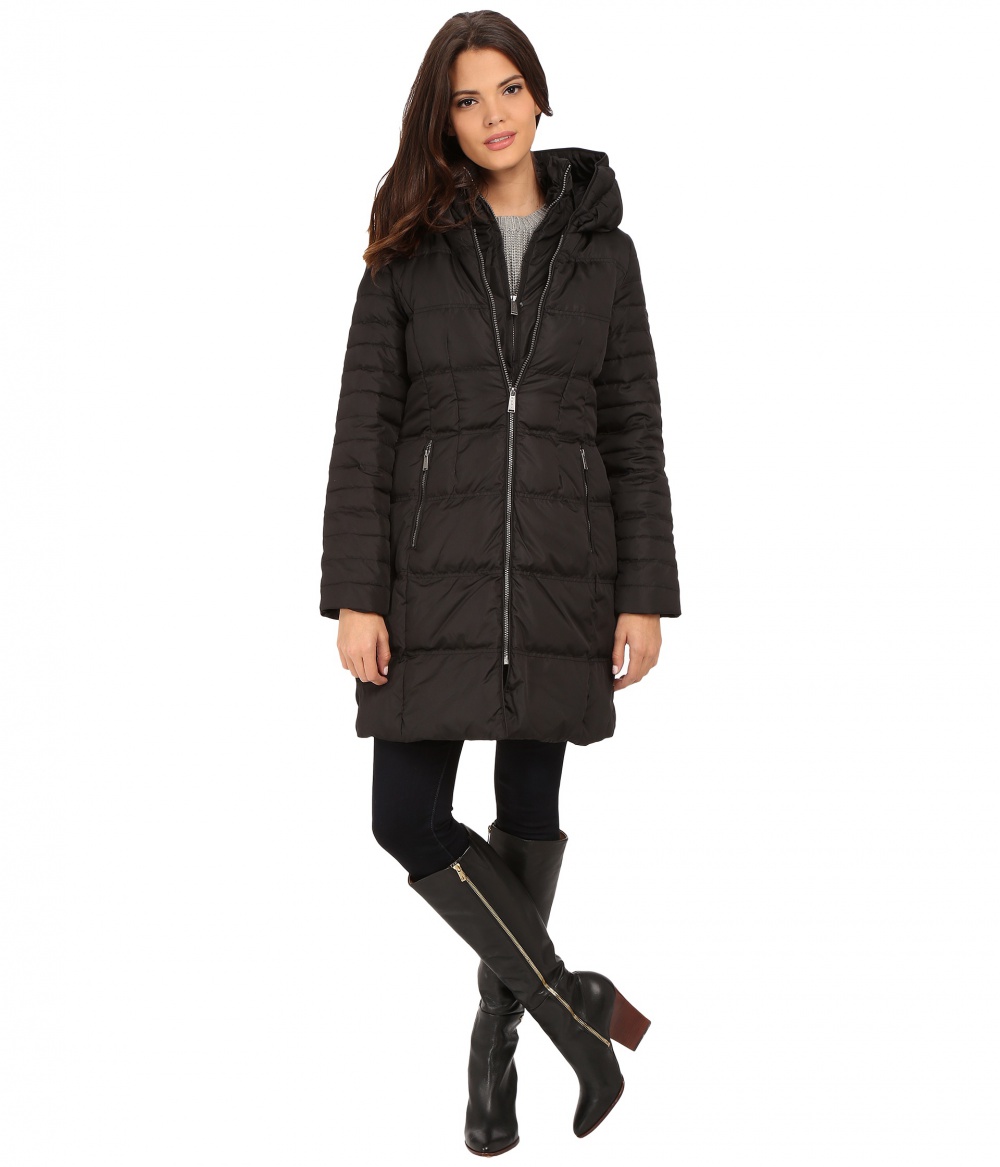 Новое чёрное пальто-пуховик с капюшоном DKNY, размер L на росс.50-52