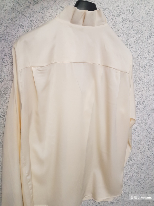 Нарядная блуза RBGN BEGGON. р. 40 EUR, росс.48