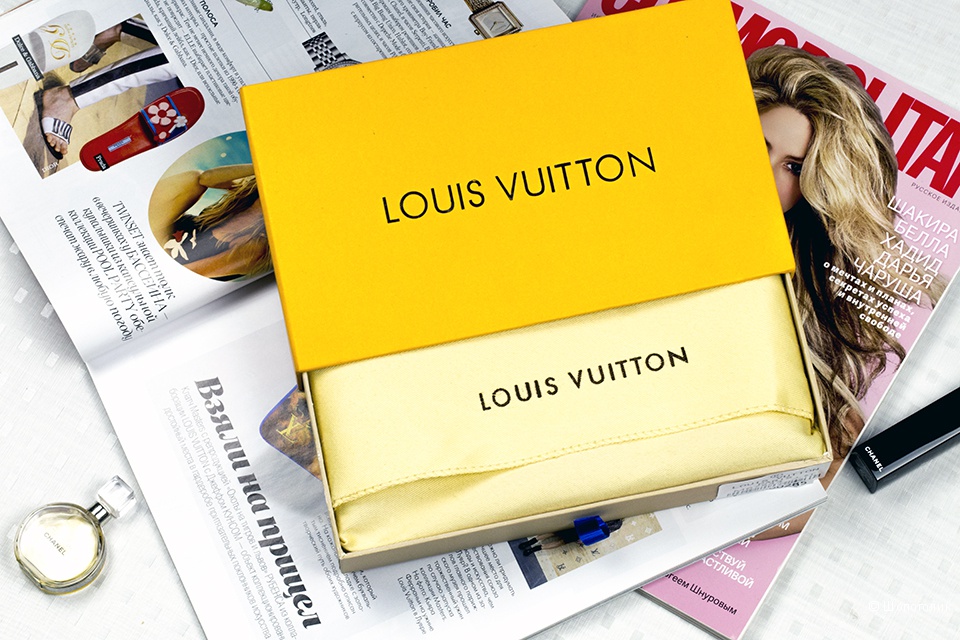 Кошелек Louis Vuitton Supreme