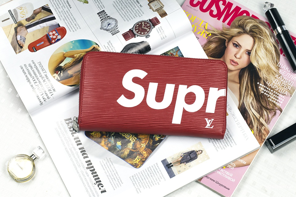 Кошелек Louis Vuitton Supreme