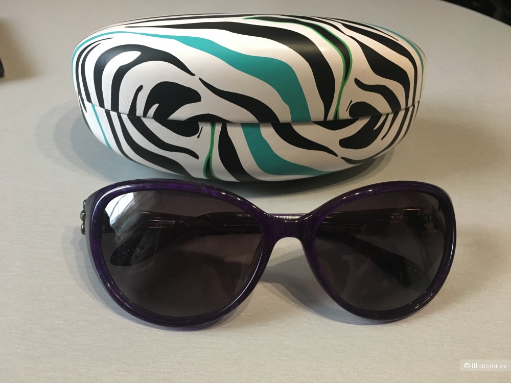Солнцезащитные очки Moschino в стиле cat eyes. Фиолетовые.