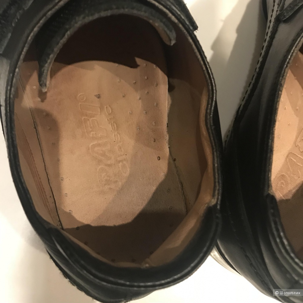 Школьные чёрные  кожаные классические ботинки на мальчика размер 33( большемерят! на 34)