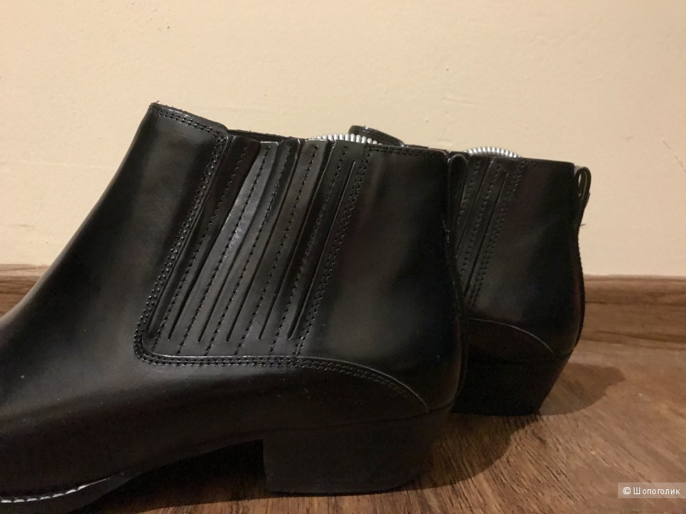 Ботинки Massimo Dutti (37)