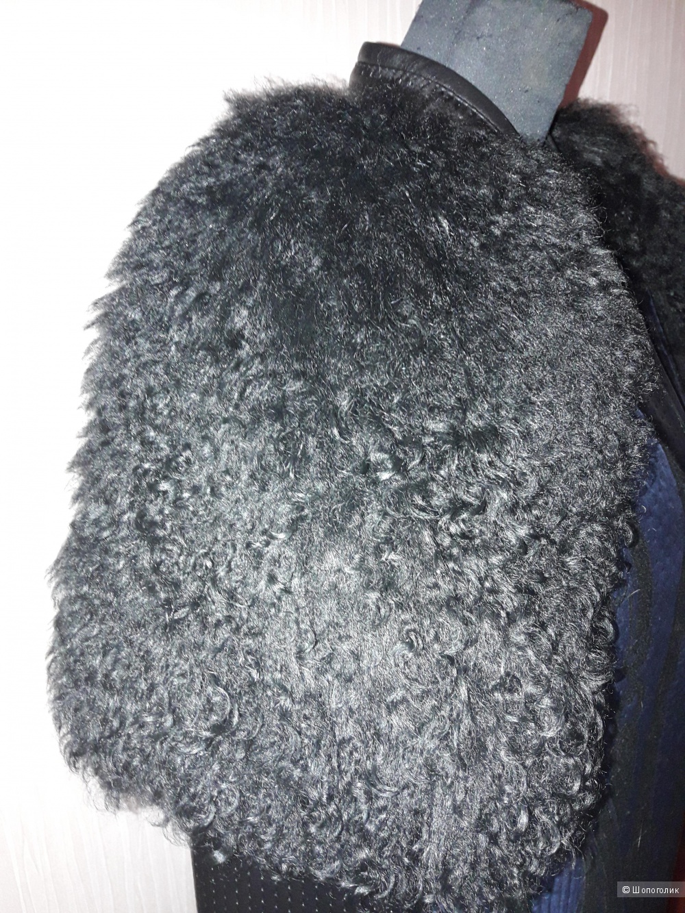 Пальто -жилет утеплённое с  мехом ламы, р 42-44
