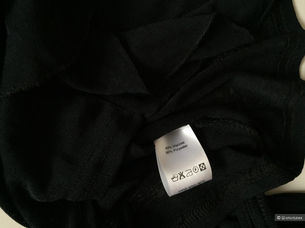 Шикарная вискозная блузка марки AMISU размер M