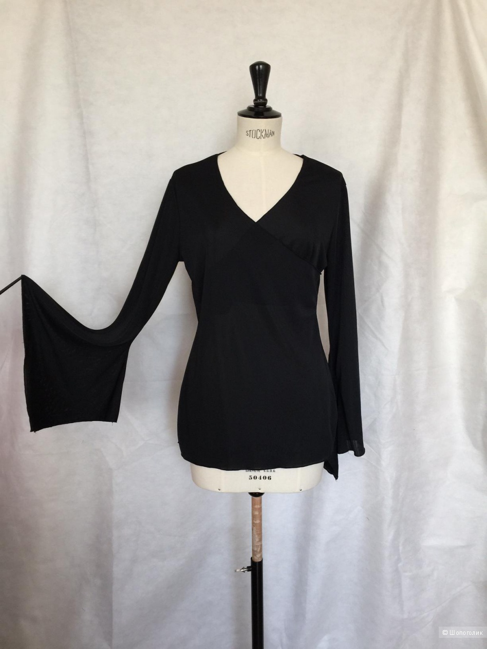 Оригинальная черная блузка марки  4/5/6 Fascion consept размер 46-48