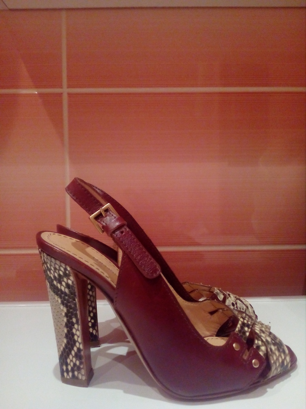 Итальянские босоножки р.35 от Pollini