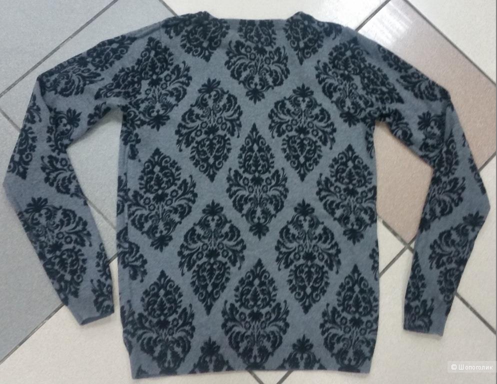 Джемпер Old Navy -S на 40-42 русс