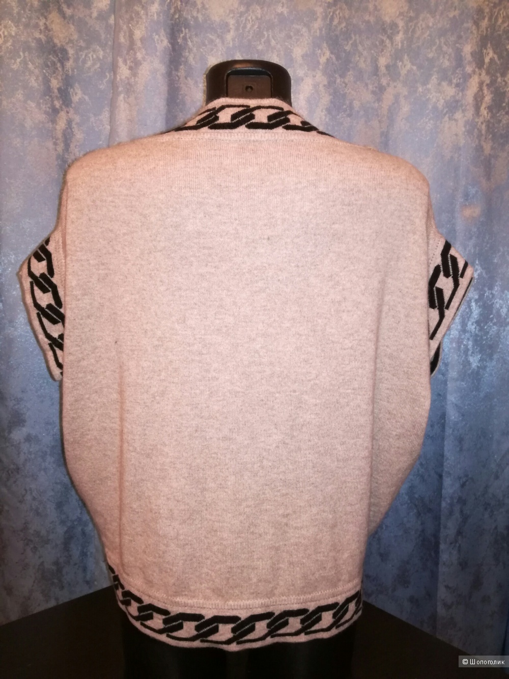 Кашемировый джемпер с короткими рукавами 44-46 размер