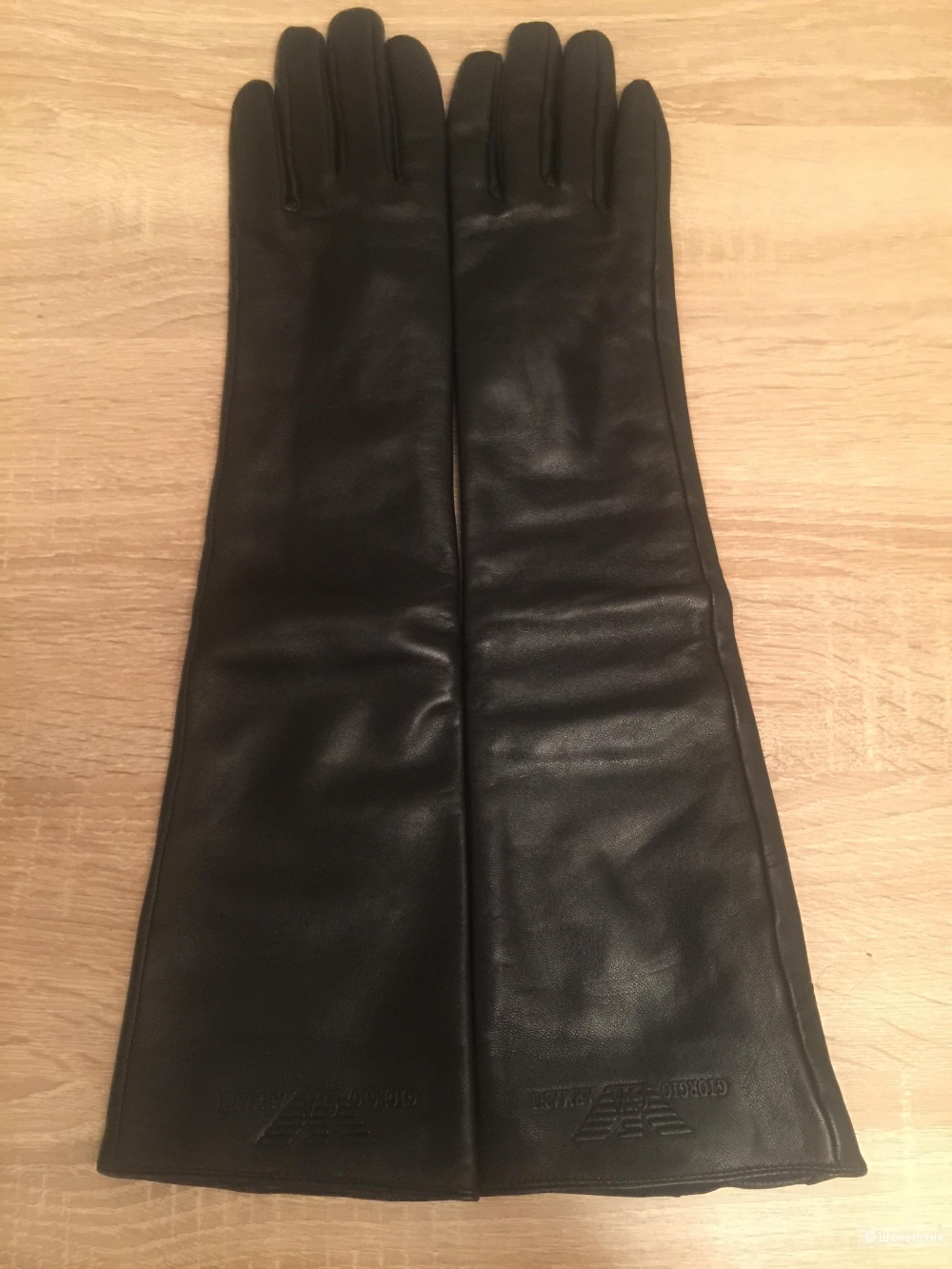 Перчатки кожаные Giorgio Armani размер 7-7.5