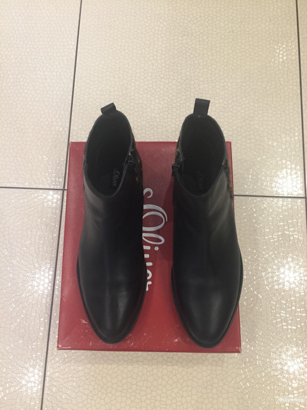 Комплект из ботинок S Oliver р 39 и перчаток Reserved