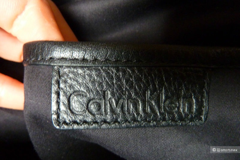 Сумка из натуральной кожи Calvin Klein. один размер
