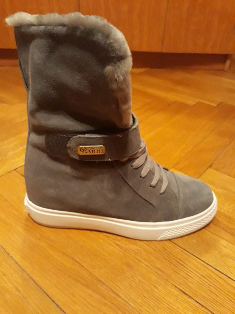 Ботинки UGG AXAustralia, размер 38,5-39