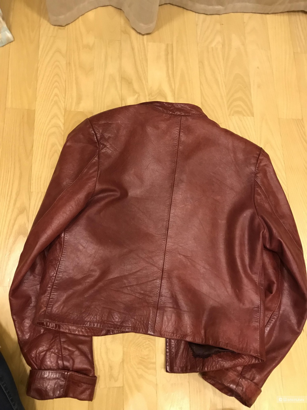 Кожаная куртка размер L (рос.48)