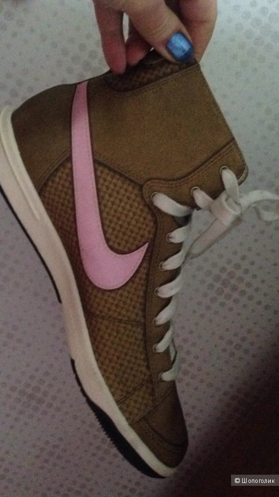 Кеды NIKE,39-40 ,9US