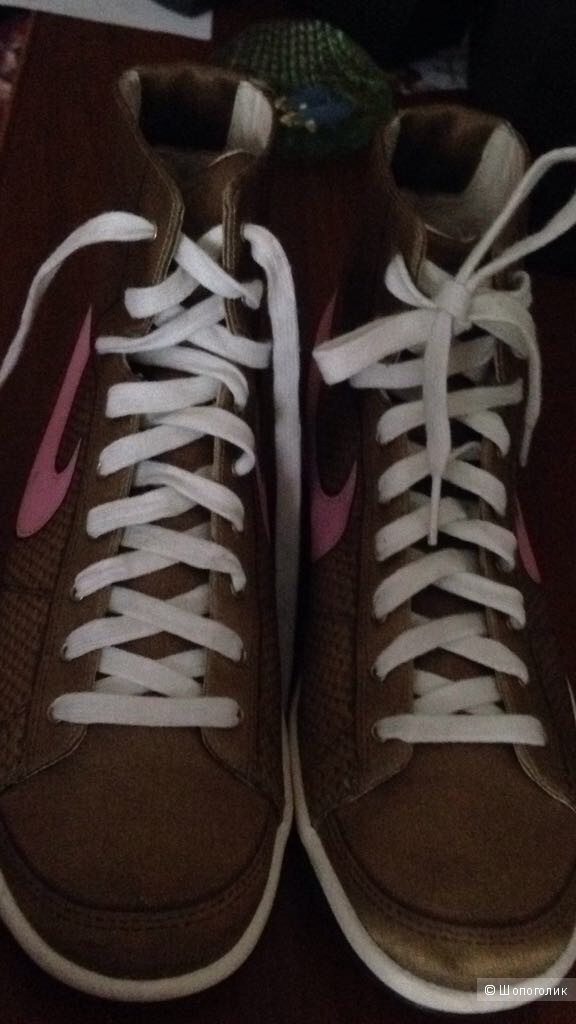 Кеды NIKE,39-40 ,9US