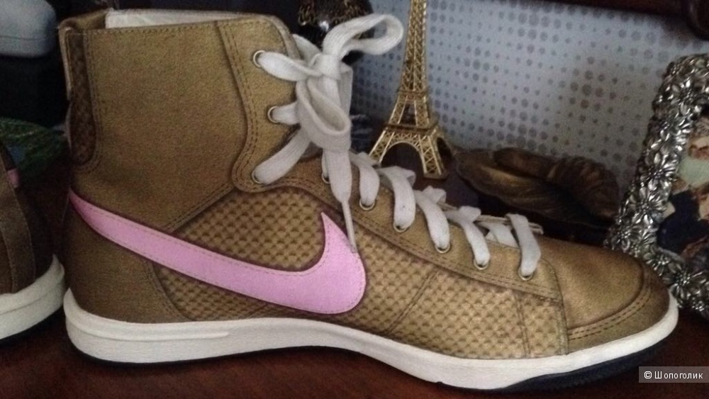 Кеды NIKE,39-40 ,9US