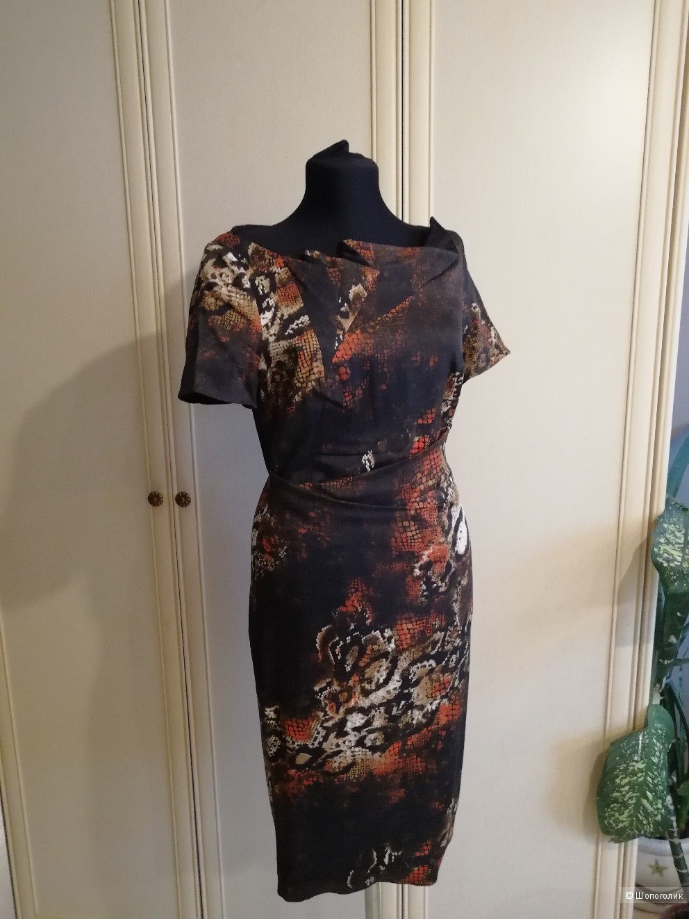 Karen Millen платье красная змея размер UK 12